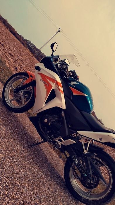 Honda  CBR  250R