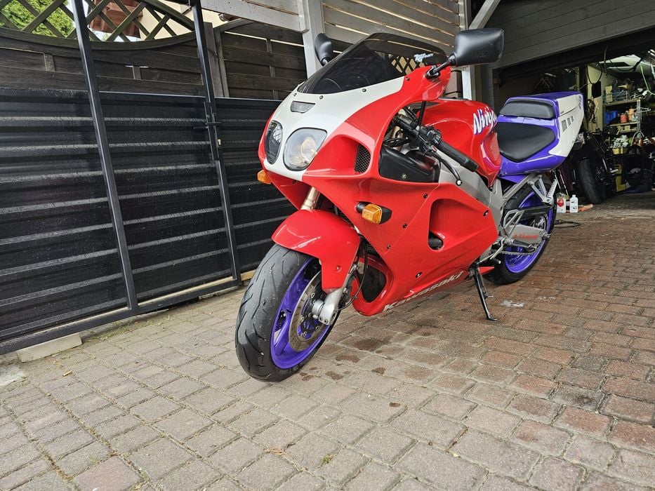 Kawasaki ZX-7R 1996 – legenda sportów lat 90, zamiana