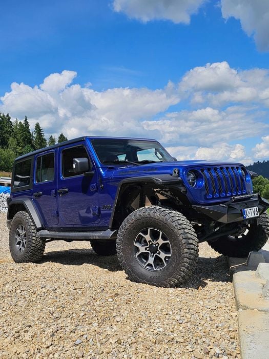 Jeep Rubicon 3.6 bezyna 40.000km stan idealny