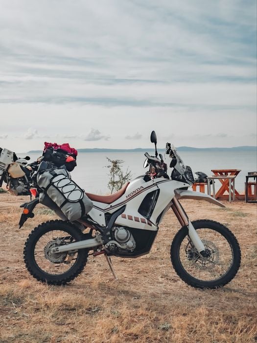 Honda CRF 300 Rally 2021 - oklejona, obniżona - NOWA CENA 17k