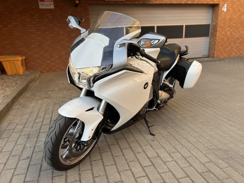 Honda VFR 1200 F 2010 ABS skrzynia manual