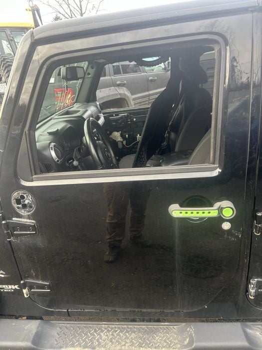 Jeep Wrangler JK drzwi przednie polift oryginal lewe