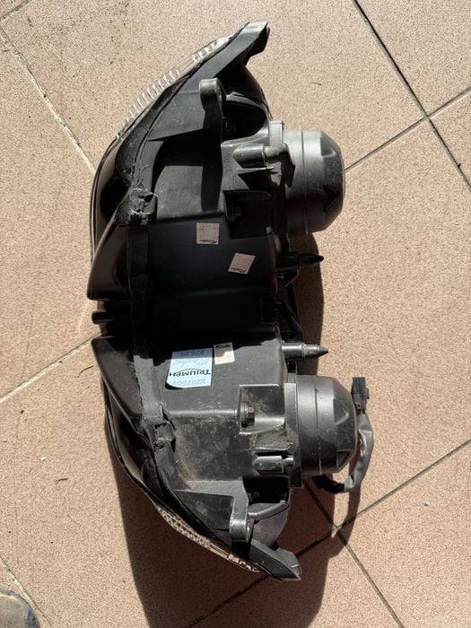 Triumph daytona 675 lampa przod