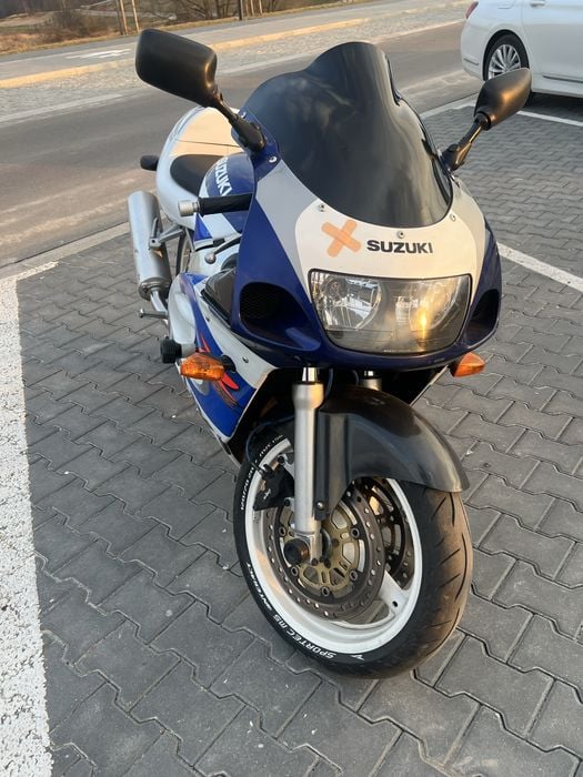 Suzuki gsxr 600 750