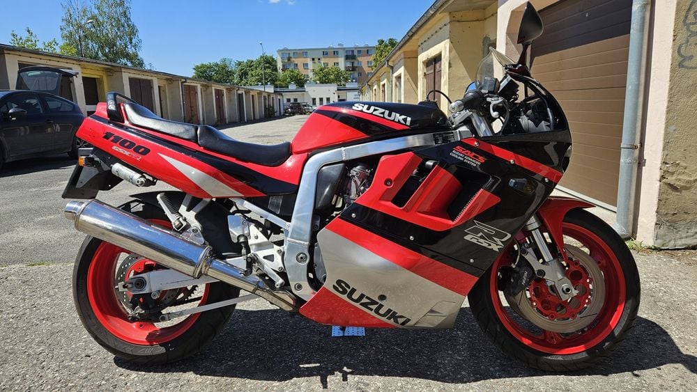 Suzuki GSX-R 1100 GV73C ostatni olejak, stan BDB