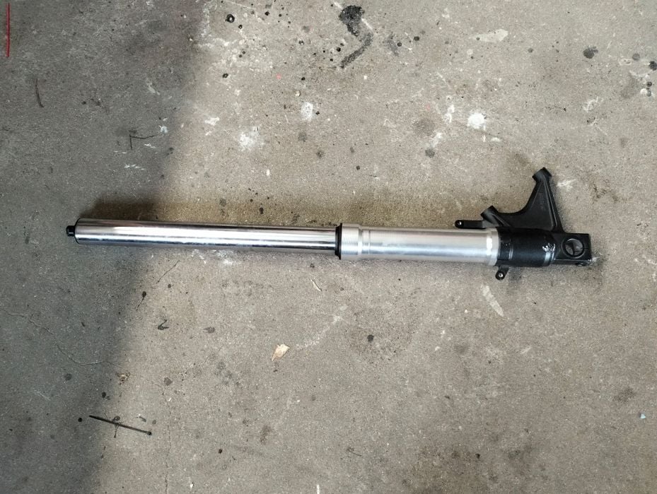 Laga lewa przód Honda VFR 800 X Crossrunner 17-19 | SHOWA SAV