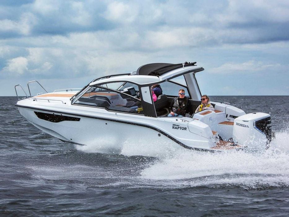 Silver Raptor Sport Top - jacht motorowy > NOWOŚĆ 2025
