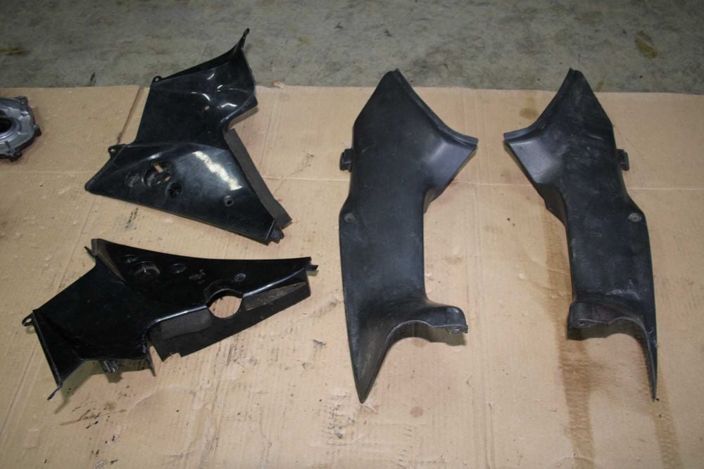 Wypełnienie Czaszy Lewe Prawe Honda CBR 929 SC44 00-01