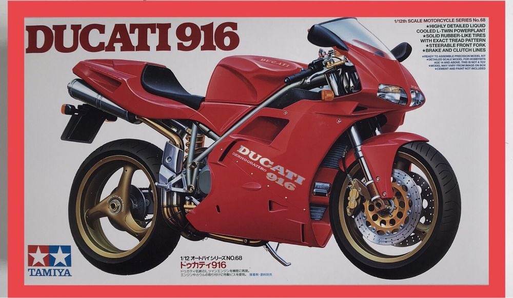 Motocykl Ducati 916 model motor Tamiya 14068