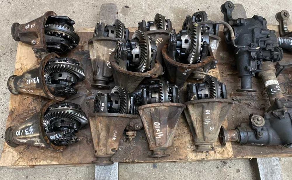 TOYOTA LAND CRUISER 90 95   Główka Most  43x10  41x10