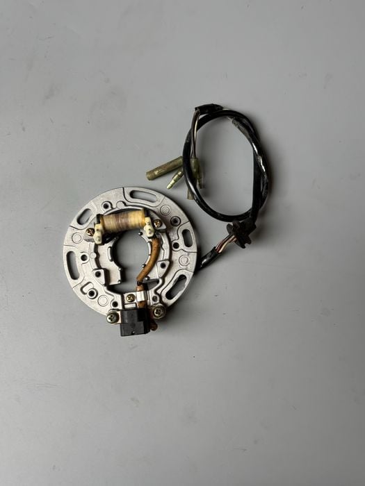 Stator  Stojan Alternator Iskrownik KAWASAKI KX80