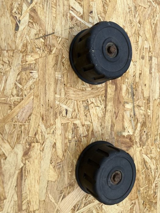 Suzuki samurai sj 410 sj 413 kolpak oslona kolpaczki