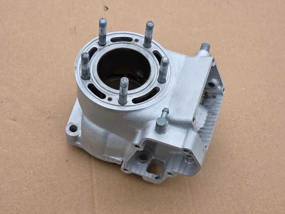 Cylinder Suzuki RM 125 r. 01-08 oem nicasil
