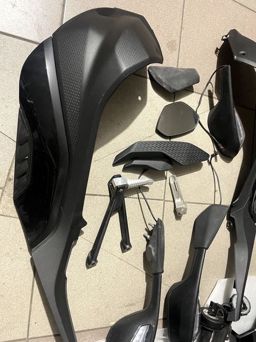 BMW S1000RR K67 20-24 CZESCI owiewka lampa bok zadupek s 1000 rr