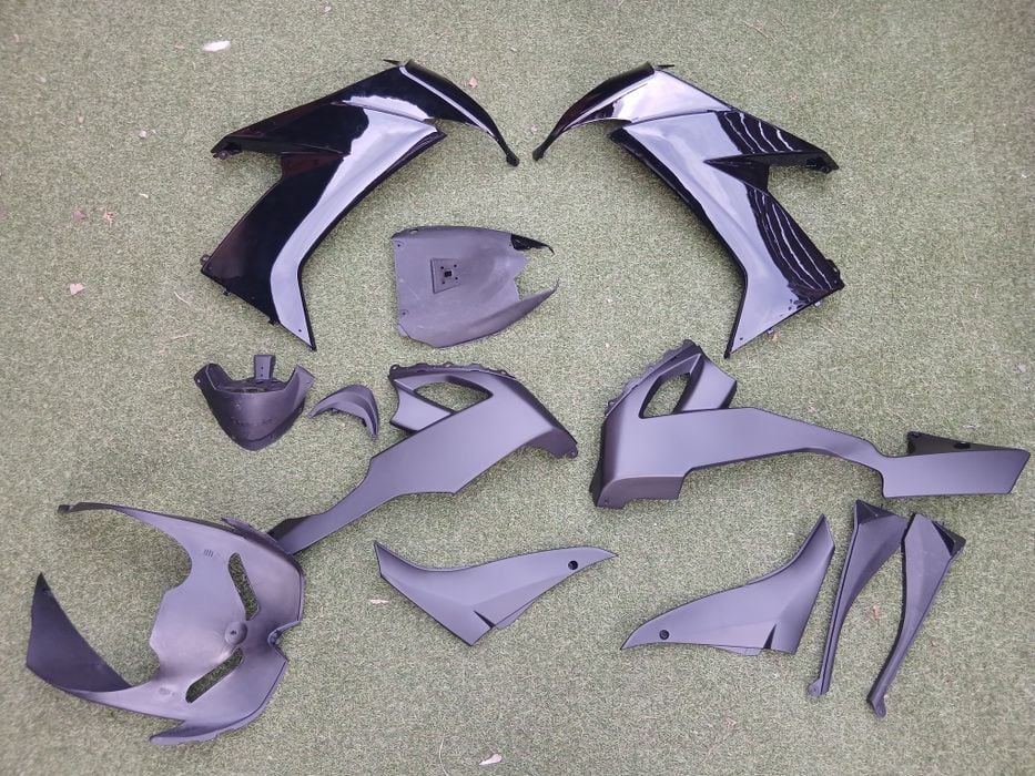 Plastiki owiewki Kawasaki zx10r 2008-2010 bok boki czacha pług wypełnienia