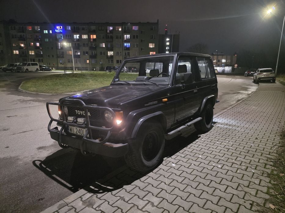 Toyota Land Cruiser LJ 70