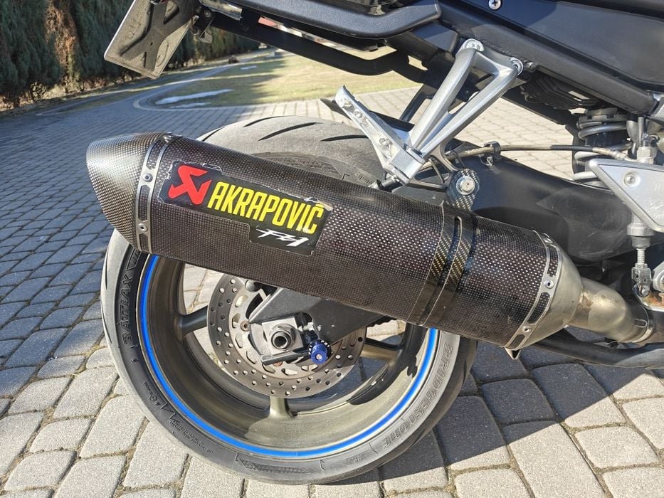 Wydech tłumik Akrapovic Yamaha fz1