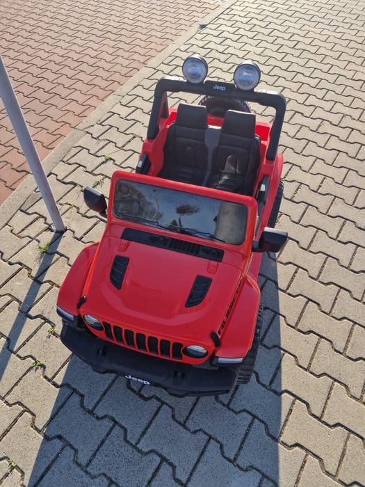 Jeep wrangler na akumulator