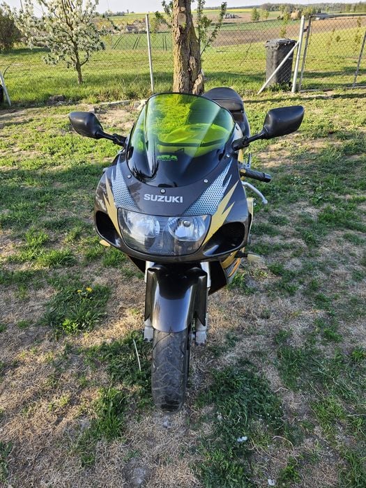 Suzuki GSXR Srad 750
