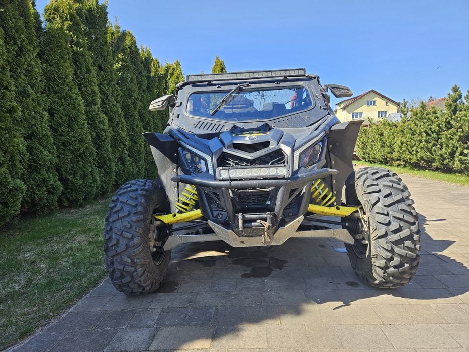 CanAm Maverick x3