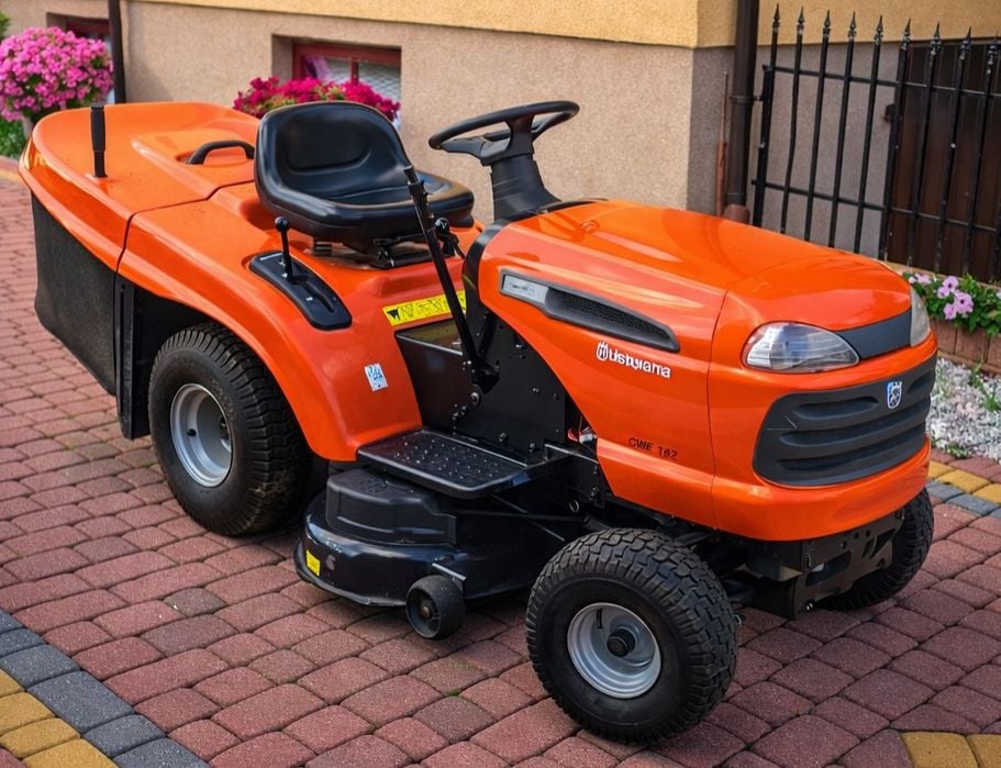 Traktorek kosiarka husqvarna cth141