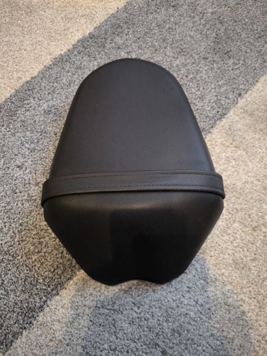 Siedzenie pasażera Suzuki GSX-R 1000