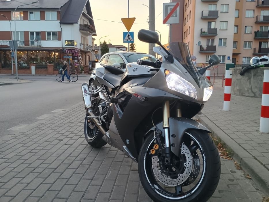 Yamaha R1 RN09 sportowy NOWA CENA