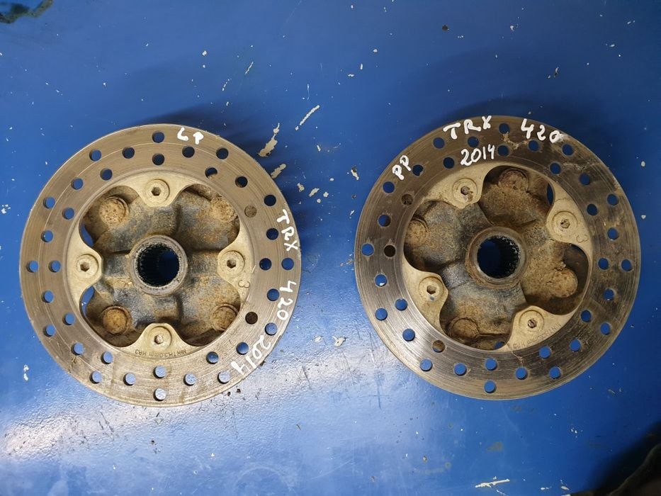 Tarcza hamulcowa przód honda trx 420 rancher 2014