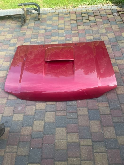 nissan navara d22 maska kompletna czerwona