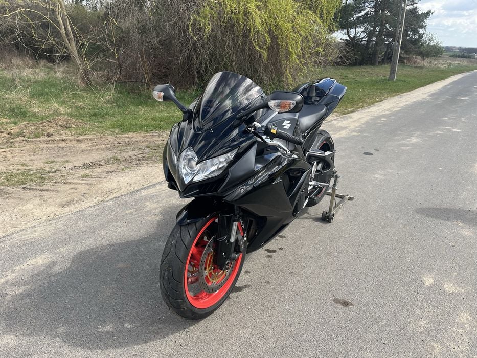 Suzuki Gsxr 750 k8