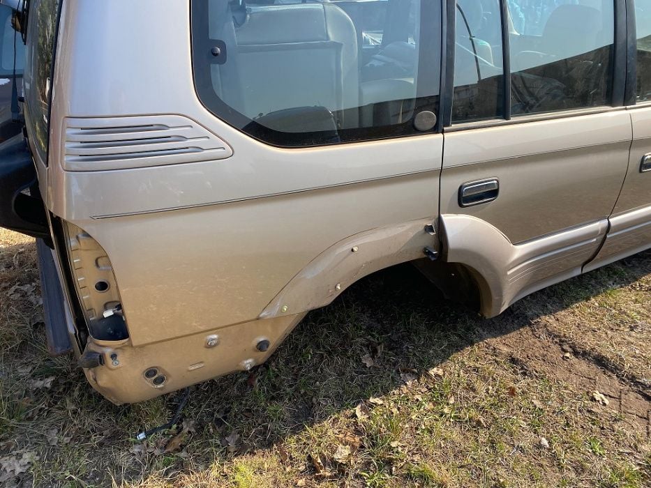Błotnik Ćwiartka Toyota Land Cruiser 95