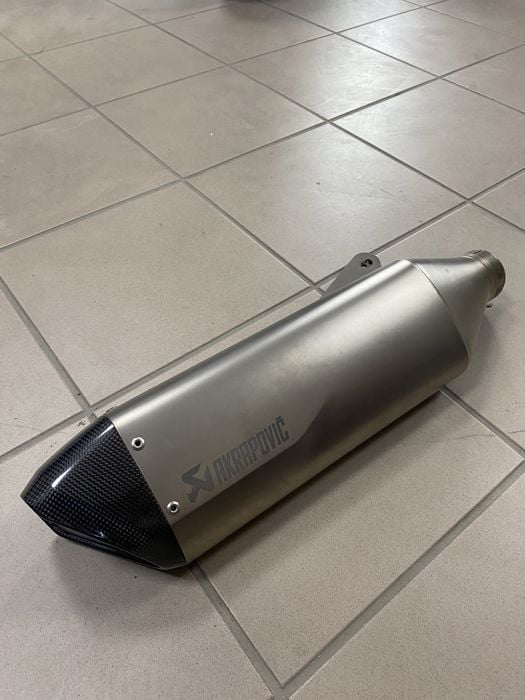 Tlumik Akrapovic bmw s1000rr m1000rr s1000r m1000r