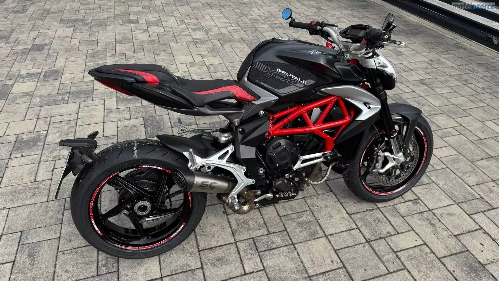 MV Agusta Brutale 800