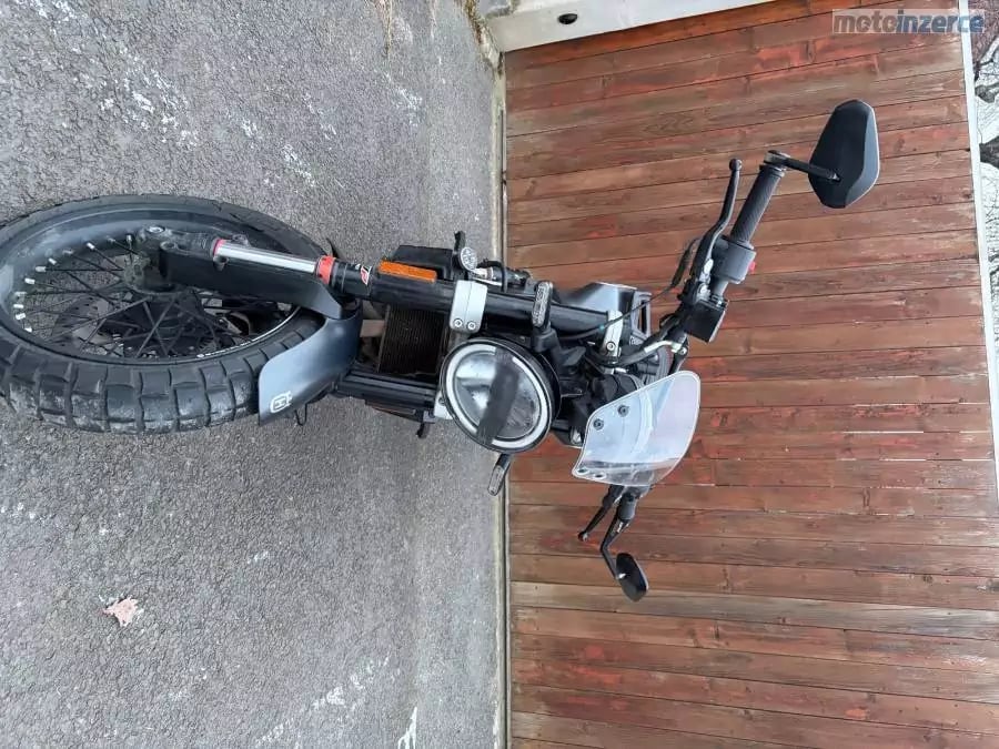 Husqvarna Svartpilen 125