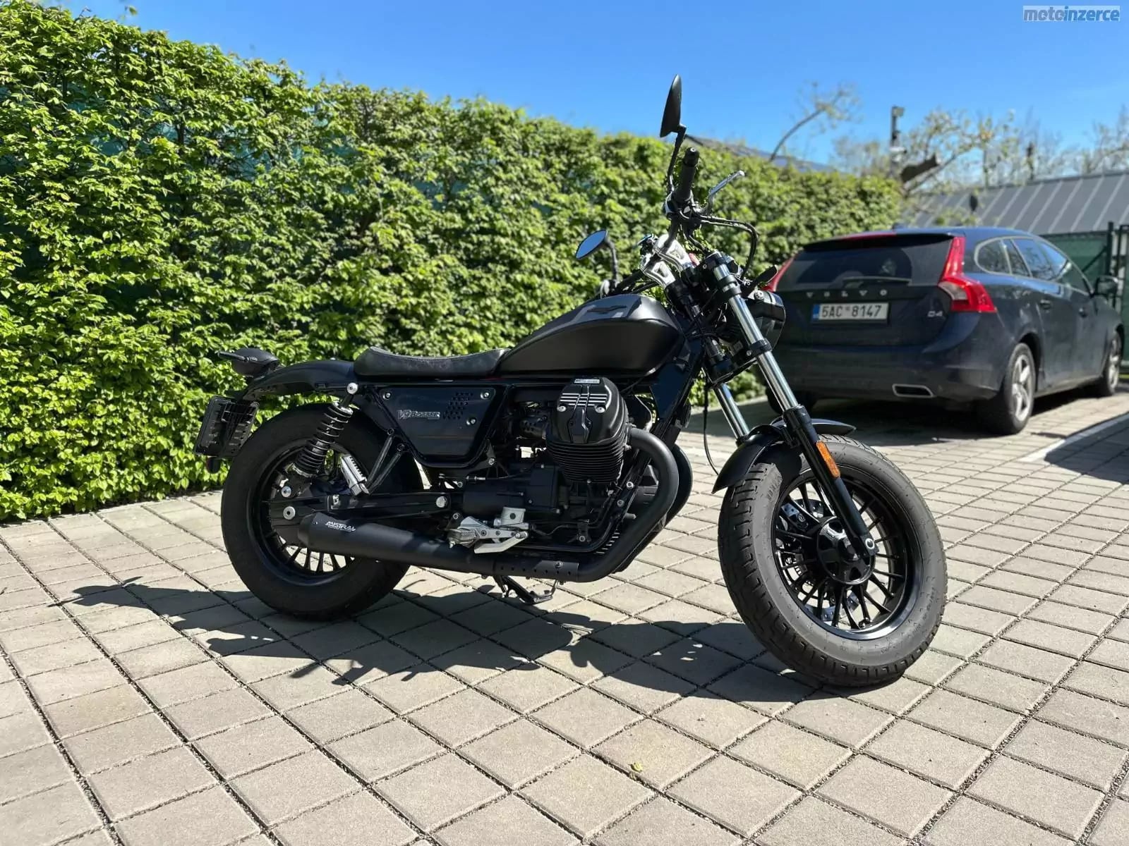 Moto Guzzi V9 Bobber