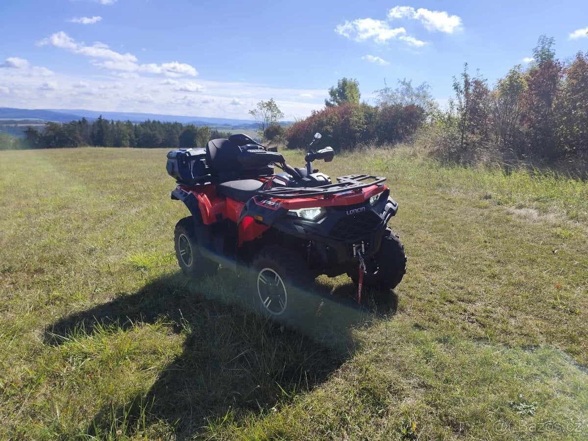 2024 Loncin xwolf 550i, dlouhá verze, červená