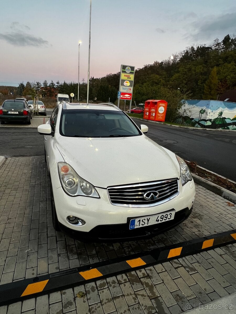 Infiniti ex37