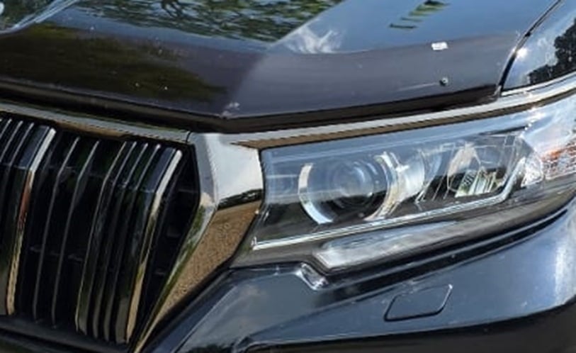 Toyota Land cruiser 150  DEFLEKTOR KAPOTY