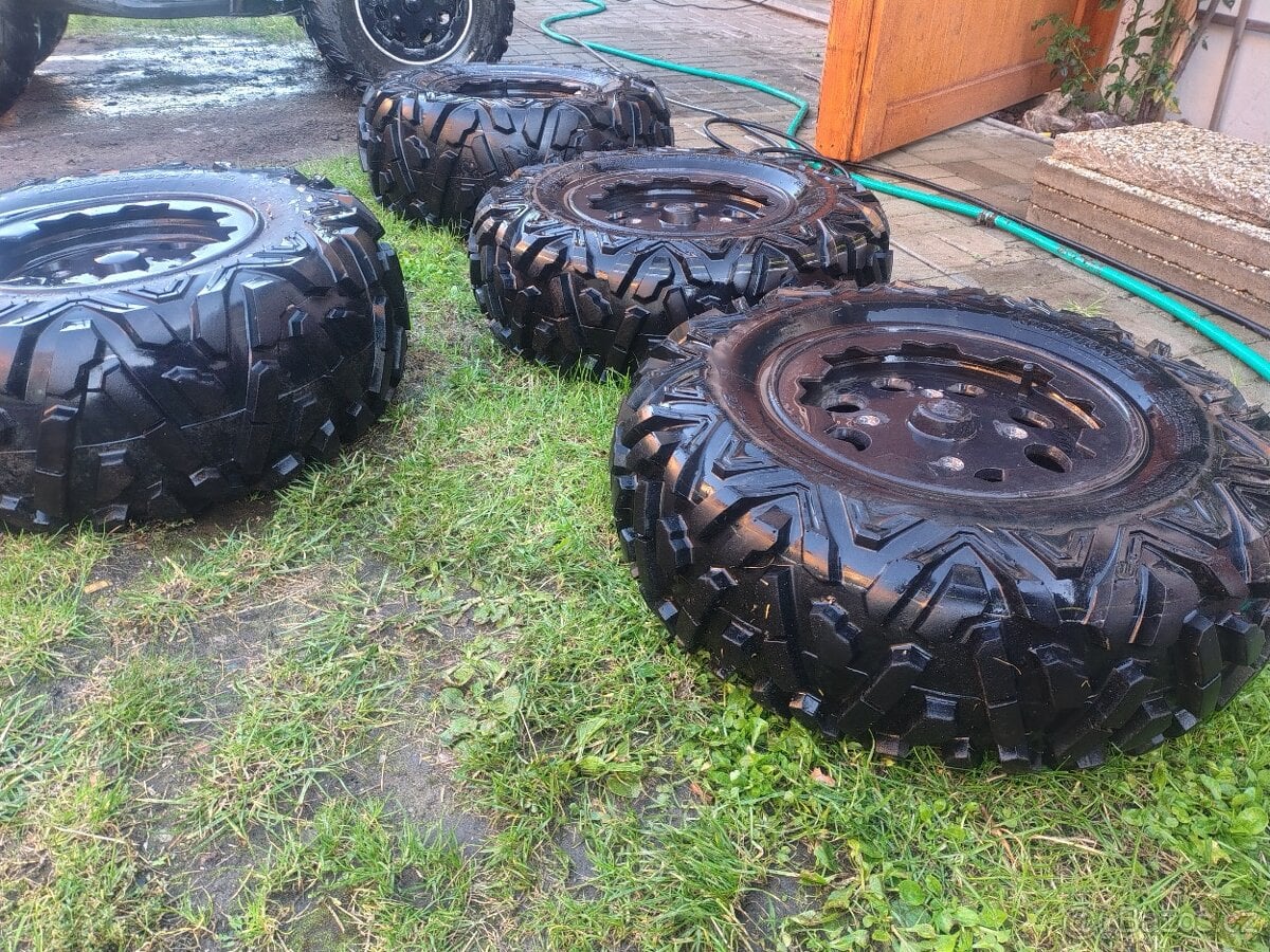 Komplet kola na can am