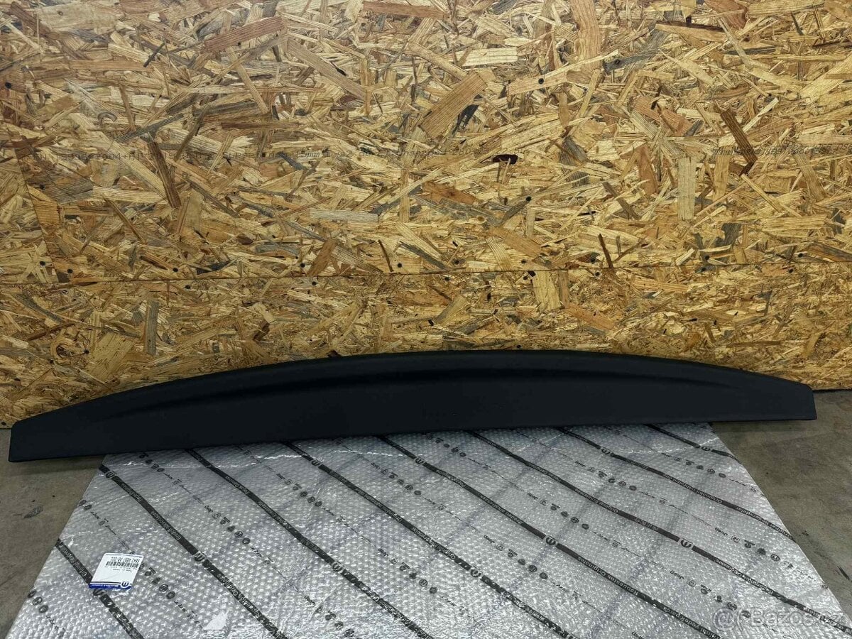 Ram 1500 zadní kryt víka