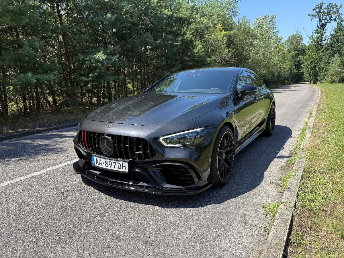 Mercedes benz AMG GT 63