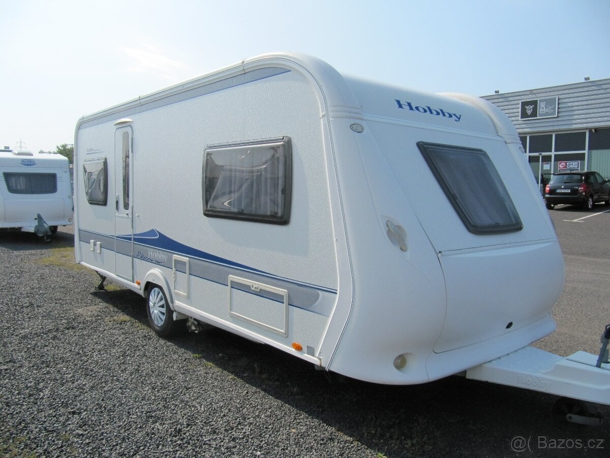 Prodám karavan Hobby 540 UL, model 2010 + mover + předstan.