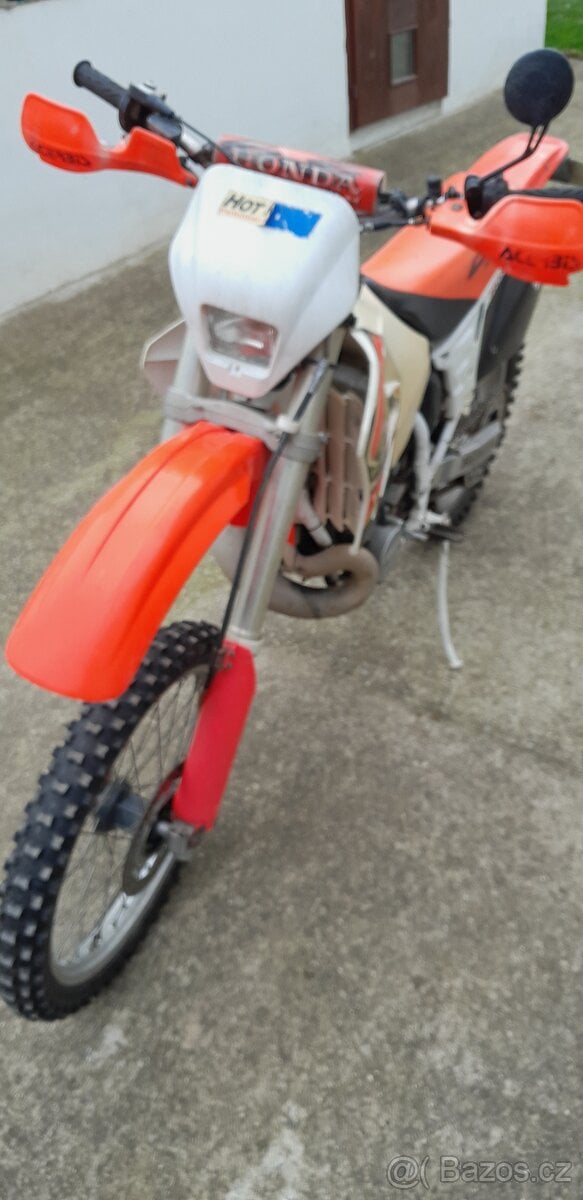 Honda cre 250 s homologací