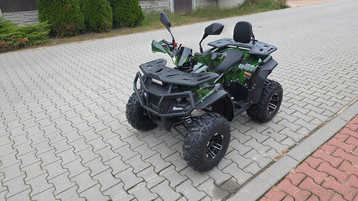 Dětská čtyřtaktní čtyřkolka MiniRocket RockRider Deluxe 150c