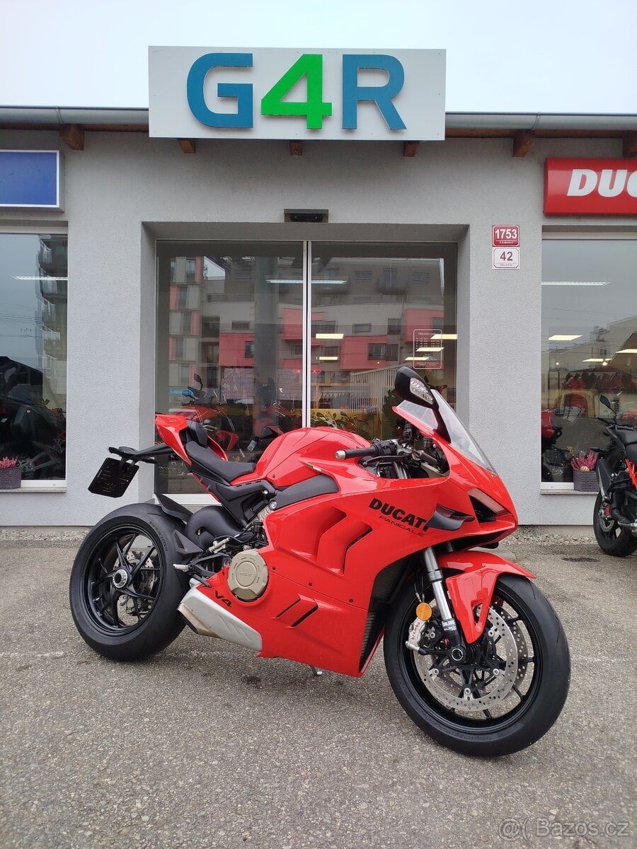 Ducati Panigale V4, ČR, ZÁRUKA, - DPH, KRÁSNÝ STAV