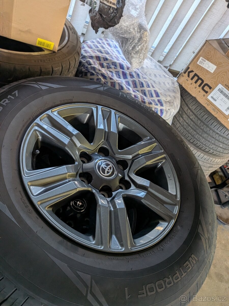 Prádám originál kola R17" Toyota Hilux