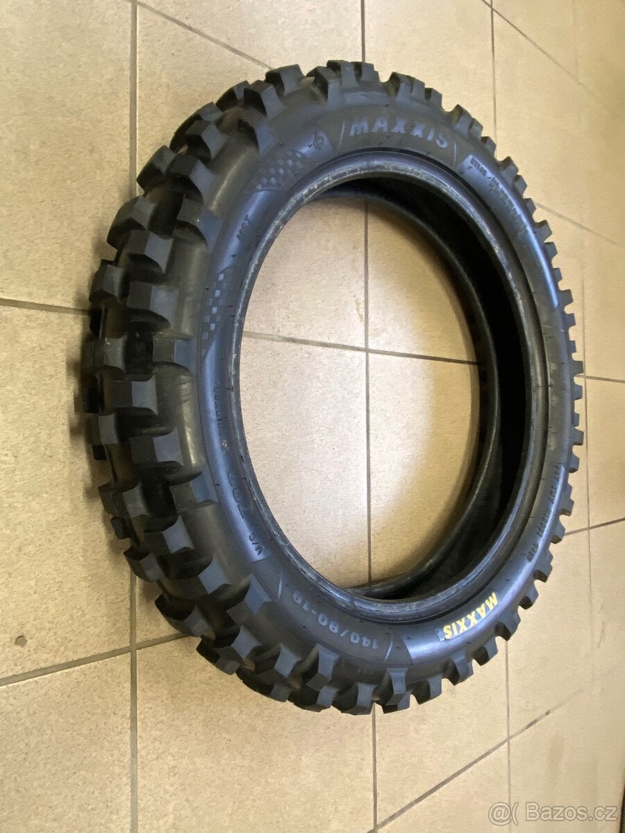 Enduro pneu Maxxis zánovní 140/80-18