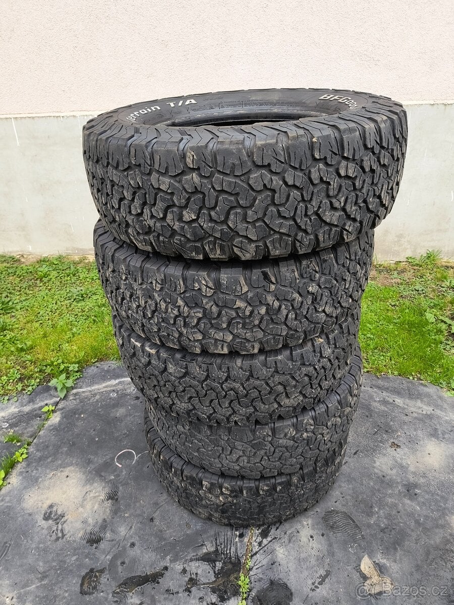 5ks PNEU BFGOODRICH ALL-TERRAIN T/A KO2 265/70 R17