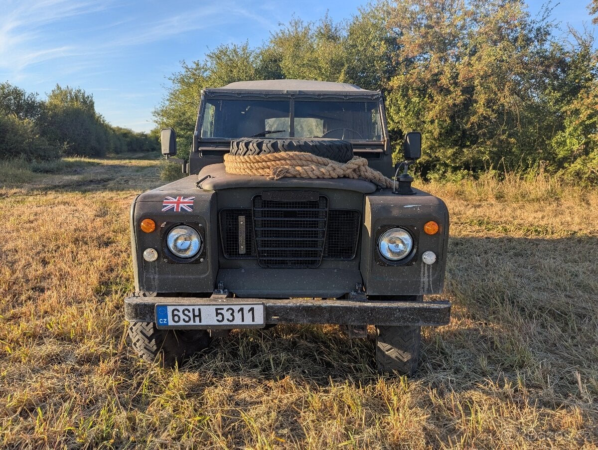 Land Rover Series III