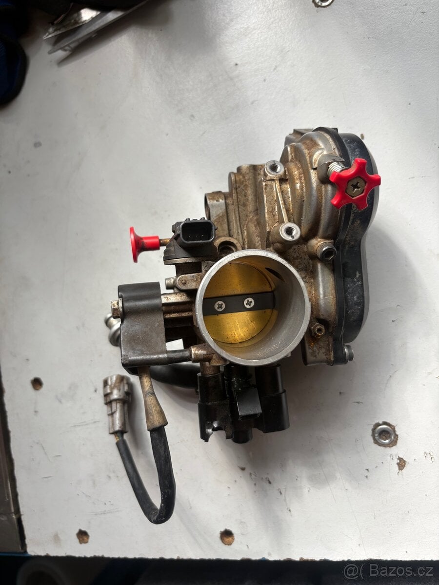 Škrtící klapka KTM SXF 2013-2015